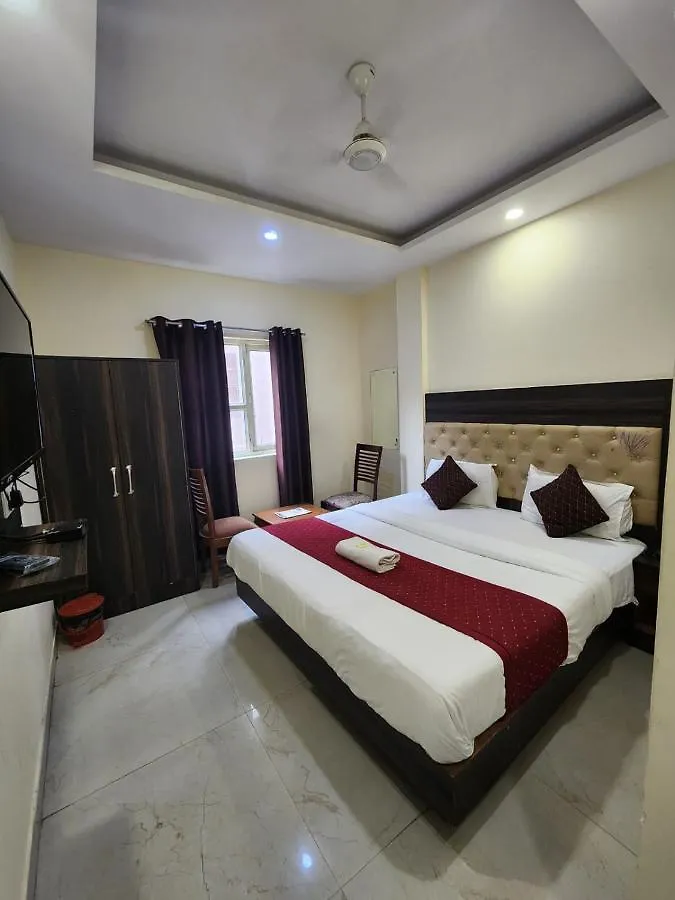 Airport Hotel Ivy With Free Airport Transfr New Delhi